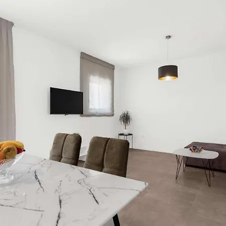 Venera Apartman *